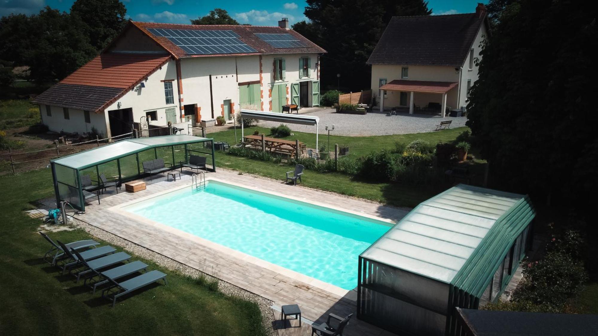 Les Malvaux Bed & Breakfast Huriel Exterior foto